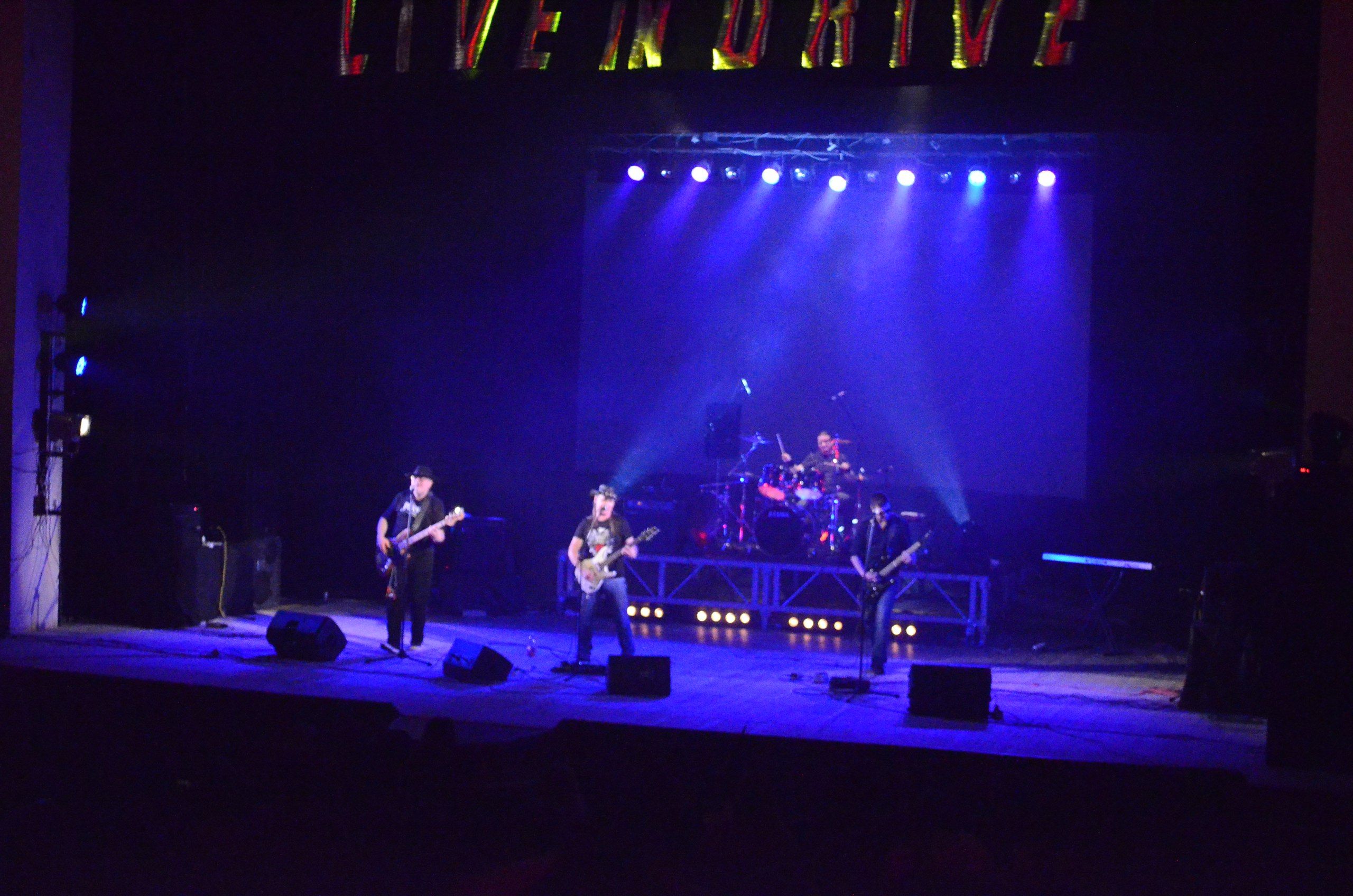 Live in Drive 2016 2_1.